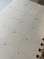 Agenda Septembre 2026 à Décembre 2027 (17 mois) Bloc semainier avec horaires -  à personnaliser